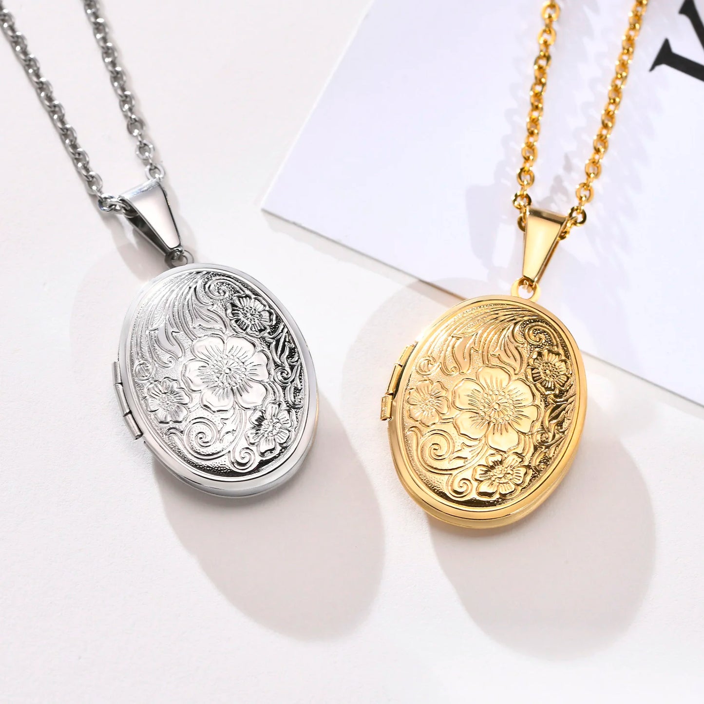 Collier Médaillon Cœur Fleuri
