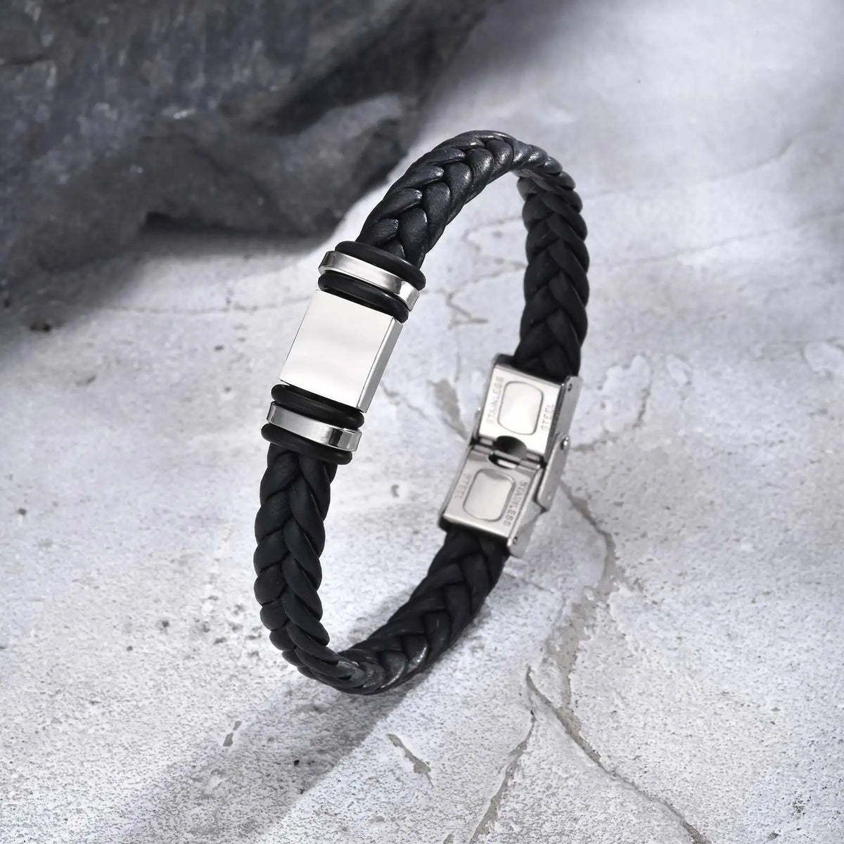 bracelet homme initiale cuir tresse cadeau maison des emotions