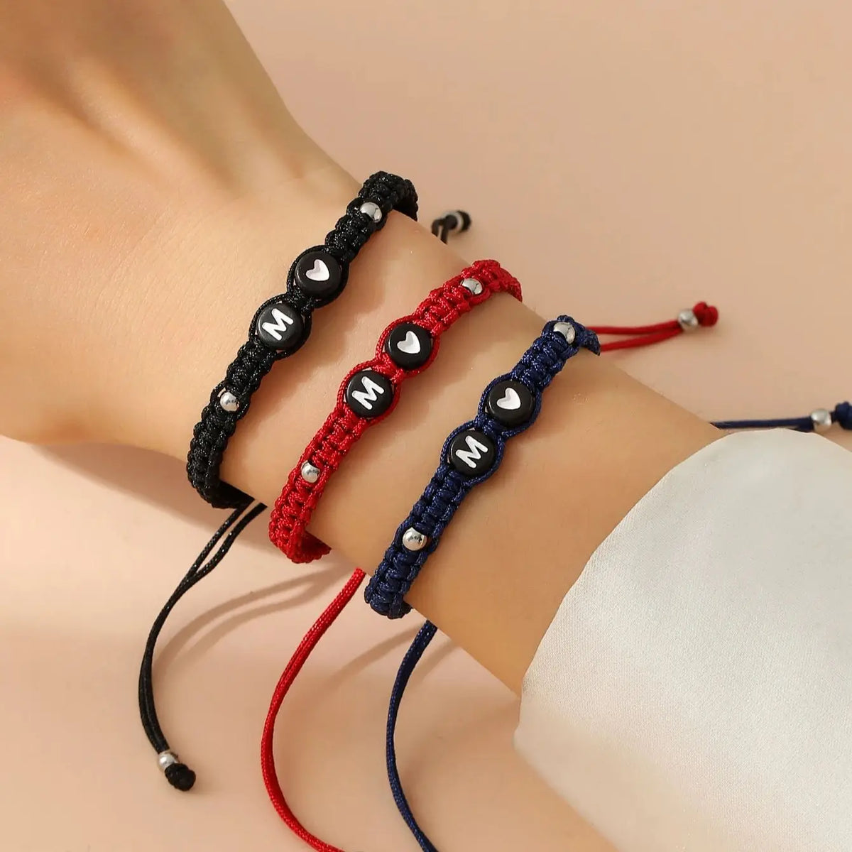bracelet initiale coeur ajustable bijou personnalise cadeau femme maison des emotions